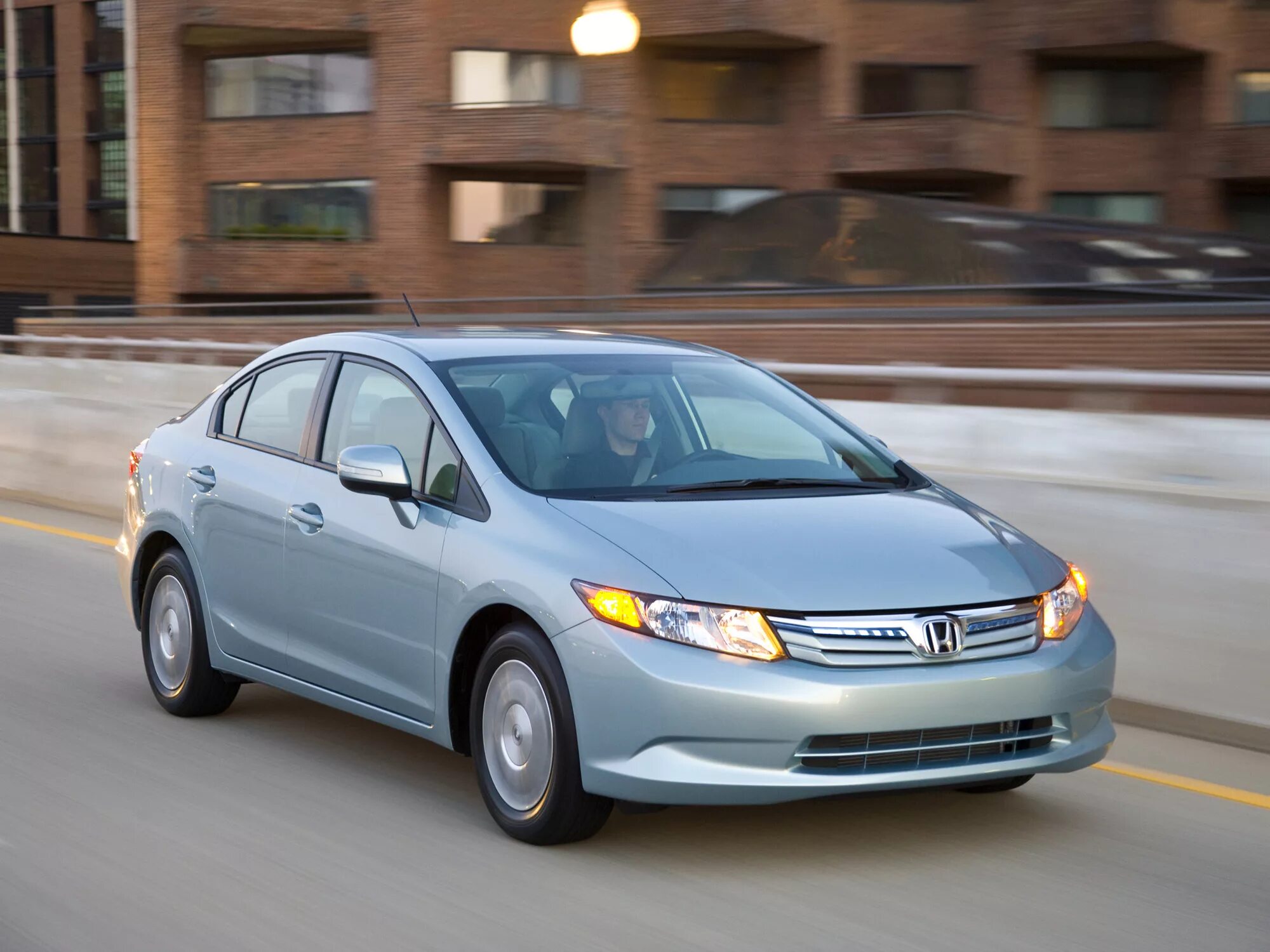 Хонда гибрид автомобиля. Honda Civic Hybrid. Honda Civic гибрид. Honda Цивик гибрид. Honda Civic Hybrid 2014.