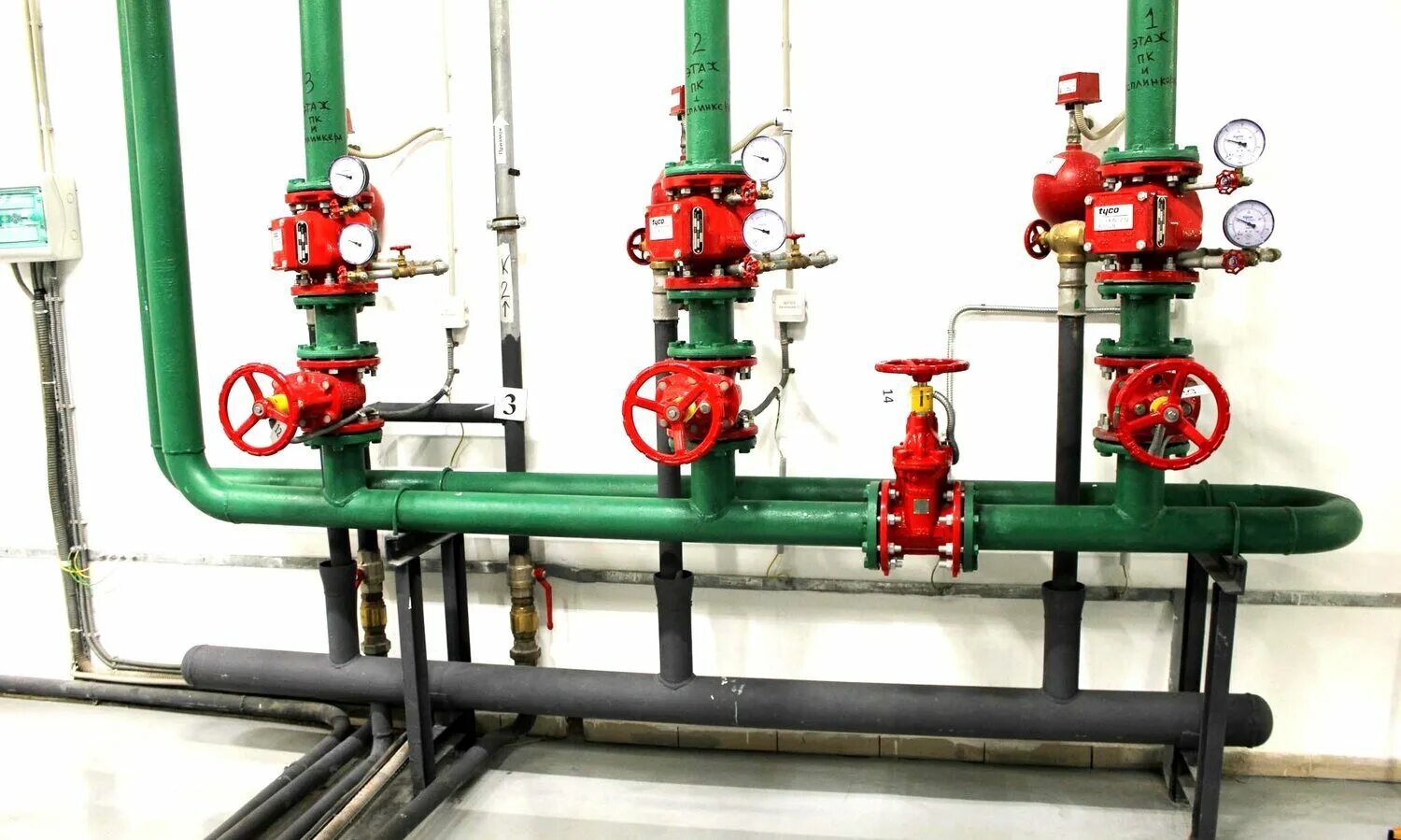 аупт водяное пожаротушение. 2020 внутренний противопожарный водопровод. редуктор для спринклерного пожаротушения d40. противопожарный водопровод в2 в коридоре. наружный пожарный водопровод.