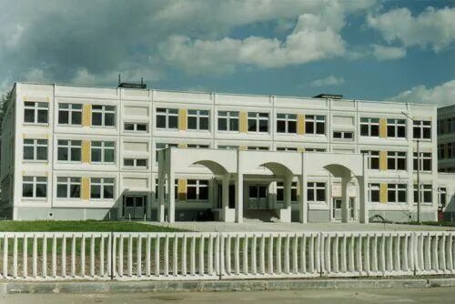 Гимназия 9 железнодорожный. Гимназия 9 железнодорожный. Гимназия 9 купавна. Гимназия 3 балашиха. Гимназия 9 купавна.