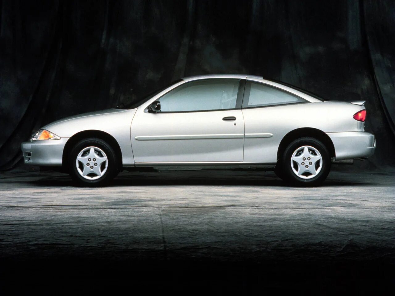 Шевроле кавалер 2000. Chevrolet Cavalier Coupe 2002. Шевроле кавалер купе. Шевроле кавалер 2001. Купе 2000 годов