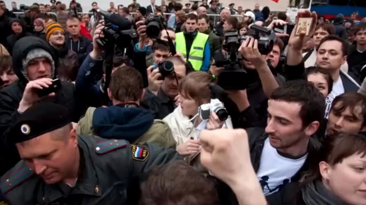 10 главных новостей. Митинг в РФ Навальный. Россияне на митинге. Навальный на Болотной 2012.