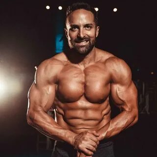 DOES LAYNE NORTON USE STEROIDS?"No way he can be that jacked without s...