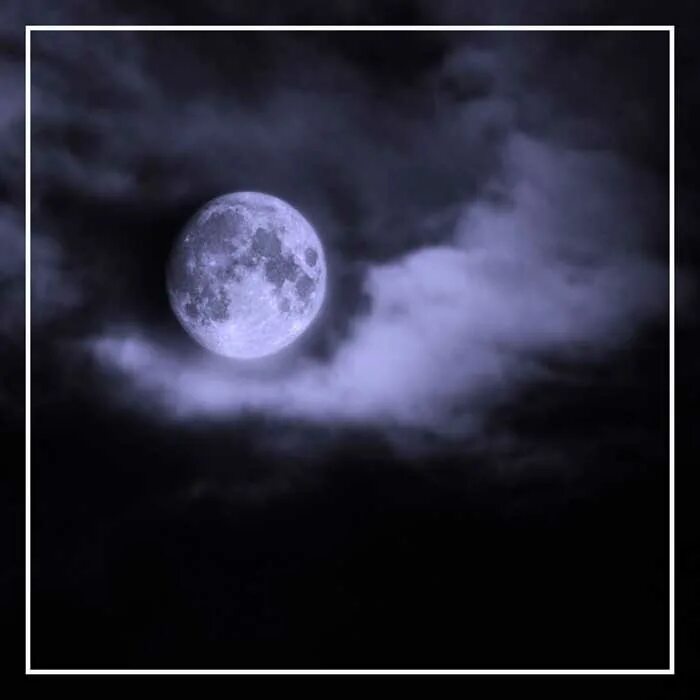 Коллекция Луны. К чему снится полнолуние на небе женщине. Покажи снова луну. Опять Луна обтаяла. Песня опять луна