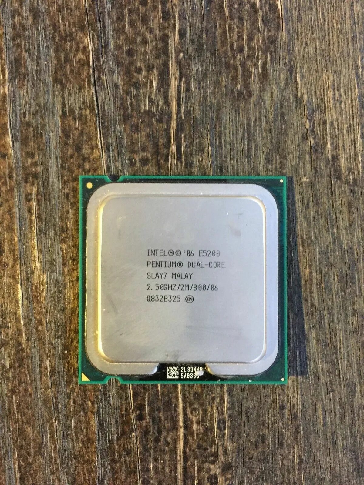 Pentium dual core e5200. Процессор intel pentium e5200. процессор pentium dual core e5200. intel pentium e5200 2 ядра. пентиум 5.
