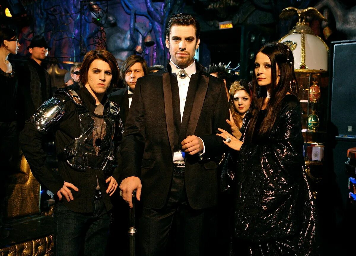 юрия кары «гамлет xxi век». гела месхи гамлет 21 века. гамлет ххi века. гамлет ххi века. гамлет ххi века.