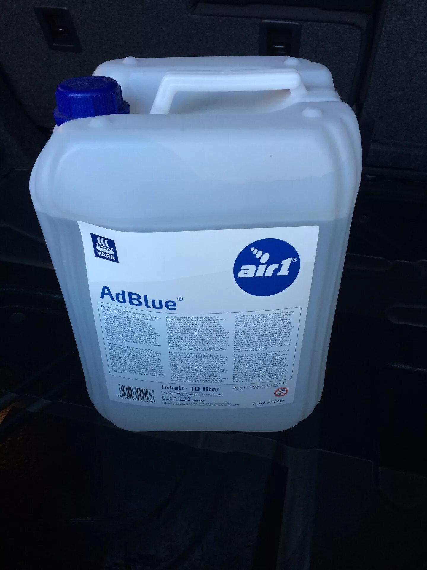 Adblue 1000л. Мочевина мерседес adblue 10л артикул. Adblue москва. Adblue для mercedes 10л. 8835 adblue.