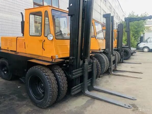 Погрузчик лев 41030. Вилочный погрузчик ап-41030. Львовский погрузчик ап41030. Львовский погрузчик 5 тонн. Львовский погрузчик 40810.