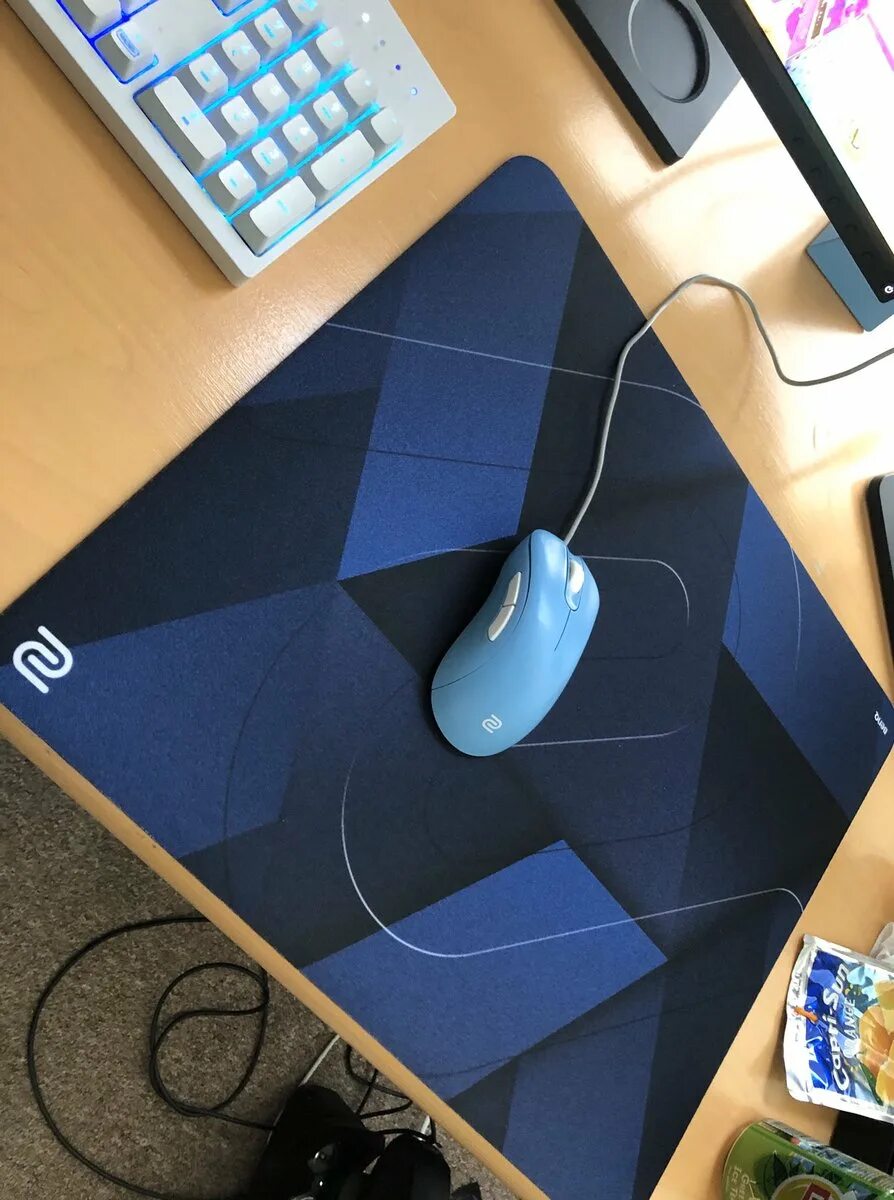 Zowie g sr se. Коврик Zowie g-SR-se. Коврик Zowie g-SR-se Blue. Zowie g-SR-se Deep Blue. Коврик для мыши Zowie g-SR-se Deep Blue.