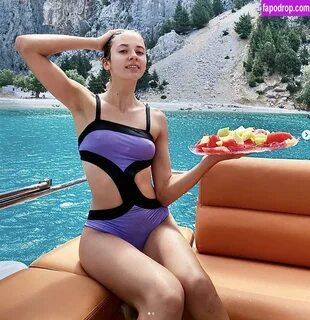 Stefania Deriabina  Derwald  st.efania4105  xostefania слитое обнаженное...