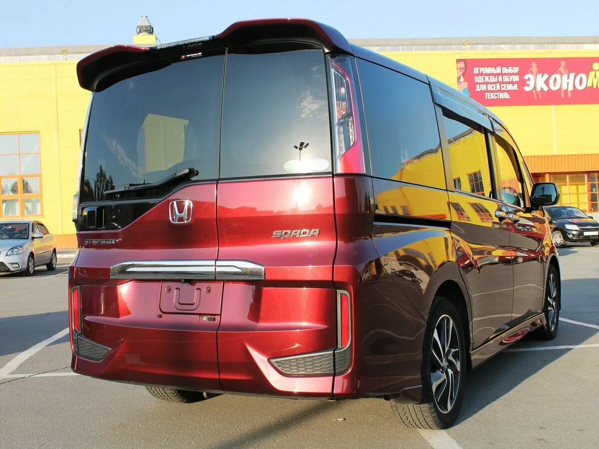 Honda stepwgn кузова. Хонда Stepwgn spada. Honda Stepwgn spada 2015. Honda Stepwgn spada rp3. Honda Stepwgn spada 2021.