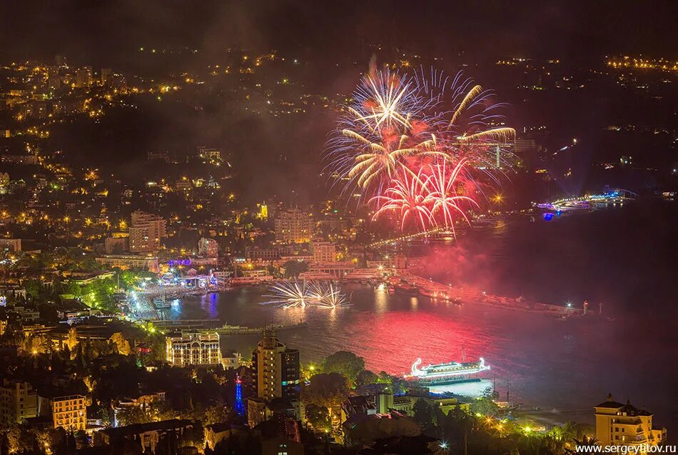 разрешены ли салюты в крыму