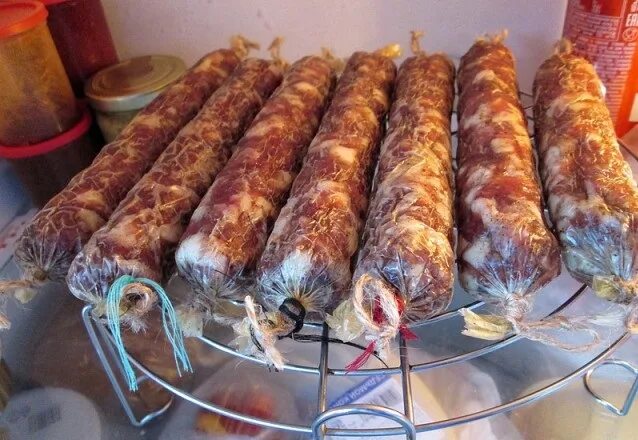 Как сушить домашнюю колбасу