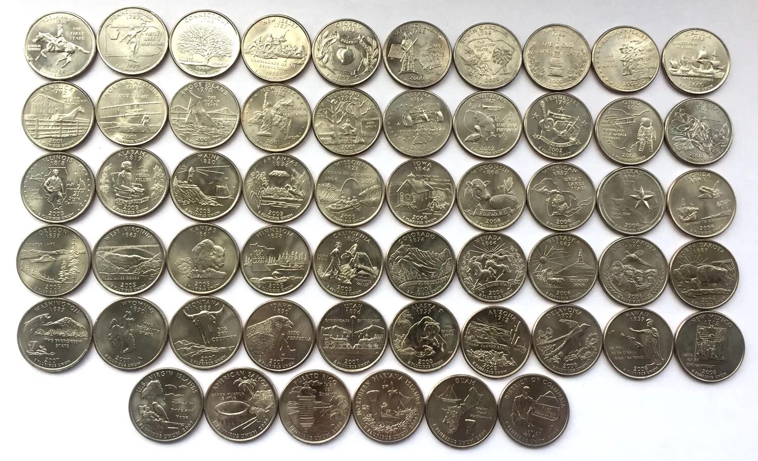 Сколько штук монет. Полный набор квотеров (25 центов) США "штаты и территории" 1999-2009, 56 монет. 25 Центов США. Монета 25 центов США. Коллекция 25 центов США.