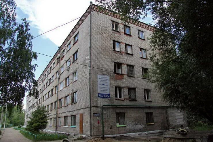Казань ул. Оренбургский тракт 4а казань. Короленко 41 казань. Ул. Товарищеская 32 казань общежитие.