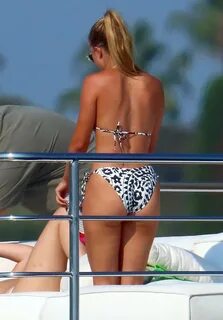 Sofia Richie Bikini.