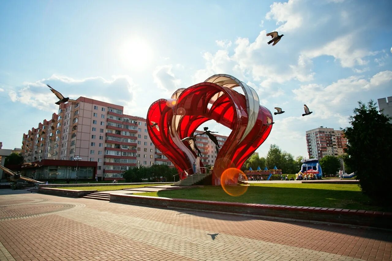 Нарафаминск. Г Наро Фоминск Московской области. Площадь города Наро Фоминска. Наро Фоминск центр города. Фонтан в Наро Фоминске.