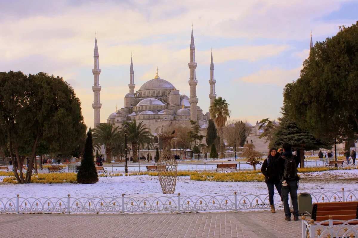 Султанахмет Стамбул зима. Турция Стамбул зимой. Стамбул Султанахмет зимой. Турция климат зима.