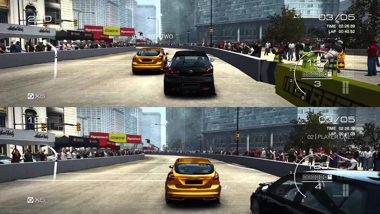 Split screen gaming. Split screen gaming