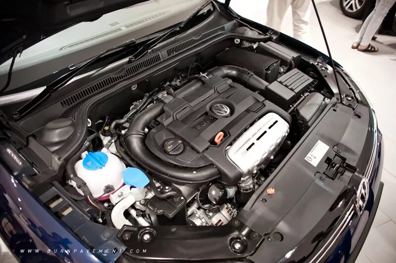 4 tsi. Холодный впуск vag 1. Vw jetta 5 1. Фольксваген джетта 6 аккумулятор. Аккумулятор джетта 6 1.