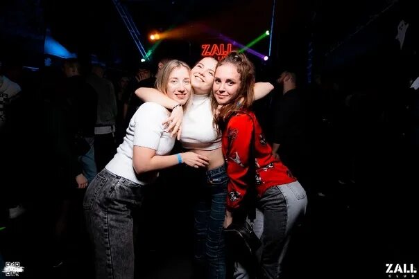 Ein zwei polizei sandra k. Zall club &amp; concert hall. dj quba, sandra k use radio.