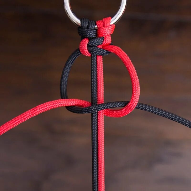 Как сплести браслет. Паракорд knot diy. браслет из шнурков. плетеные браслеты из шнурков. браслет из двух шнурков.