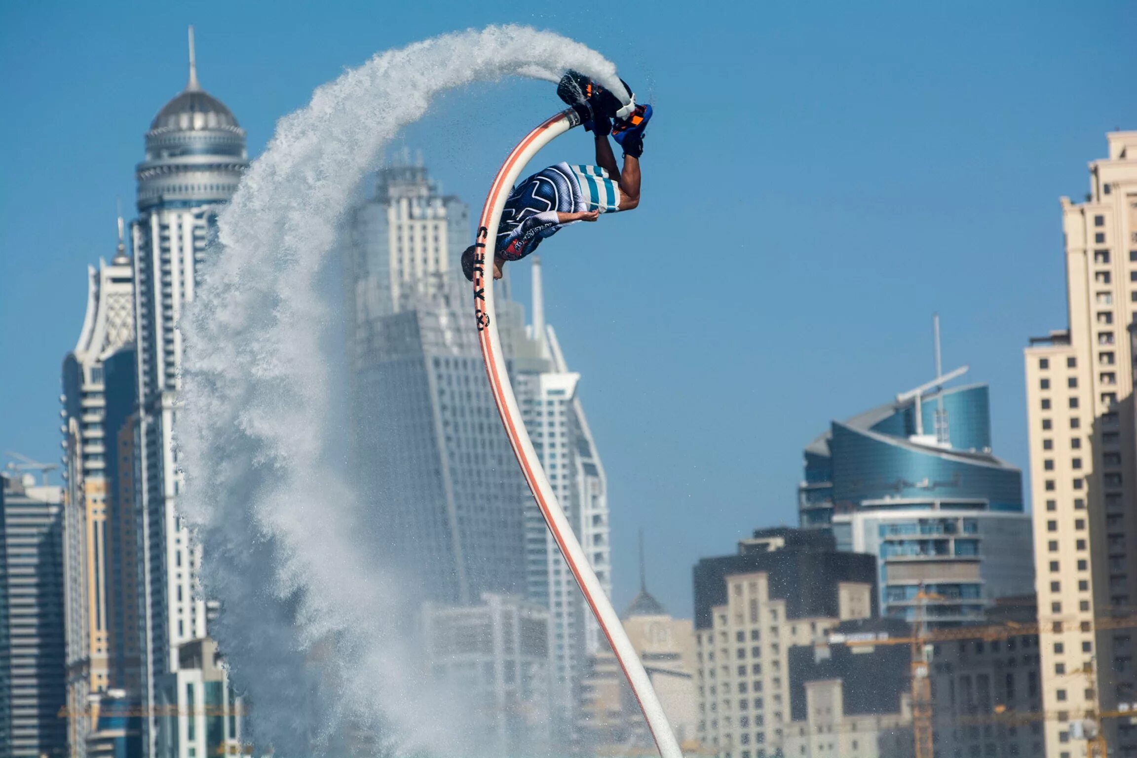 Флайборд Дубай. Dubai флайбординг,. Зиплайн Дубай. Водный флайборд.