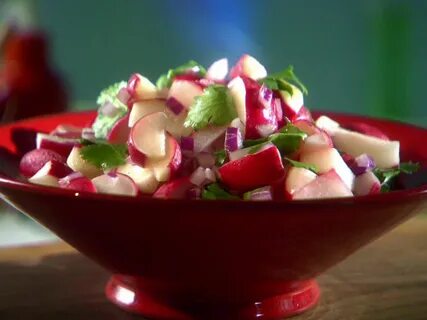 Рядом с редиской