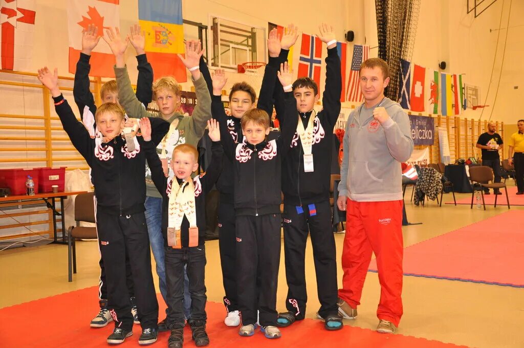 комплекс барбара кроссфит. фитнес для подростков. детские секции москва. общая физическая подготовка. клубы физической подготовки.