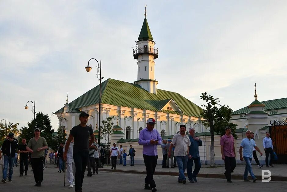 Курбан выходной в татарстане. Курбан байрам Татарстан. Курбан байрам Казань. Курбан байрам фотографии. С праздником Курбан байрам фото.