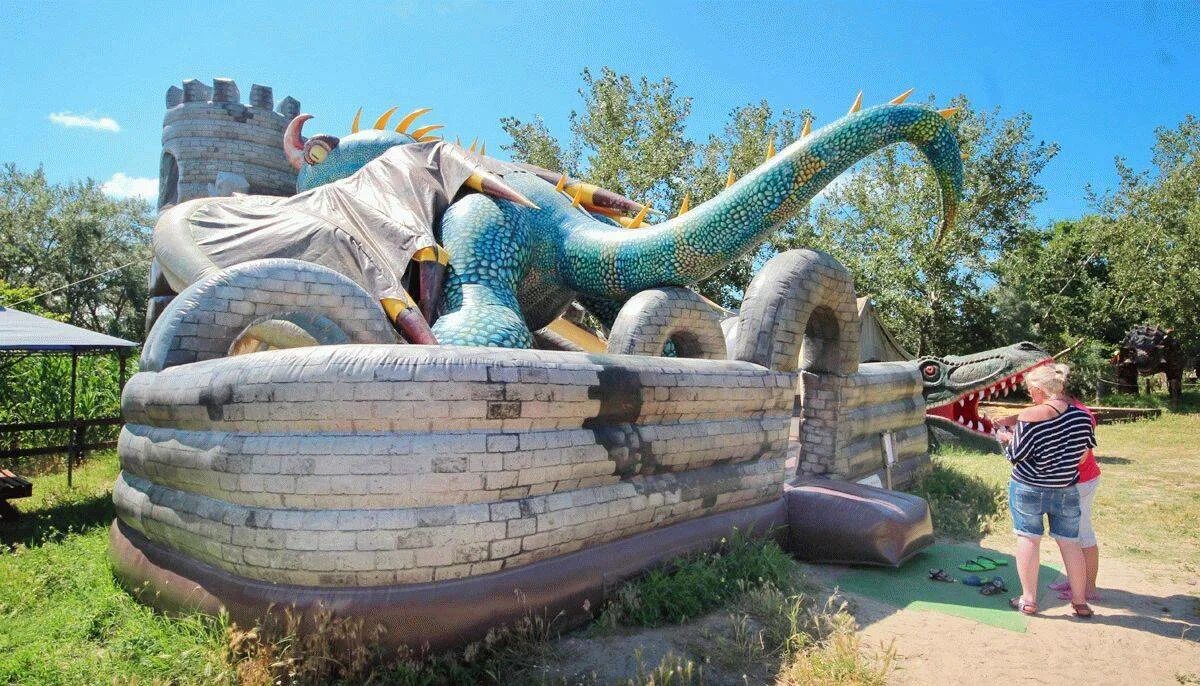 Анапа экскурсии и развлечения. Скалодром анапа. Красивые места анапы для туристов. Детский парк анапа. Анапа что посмотреть.