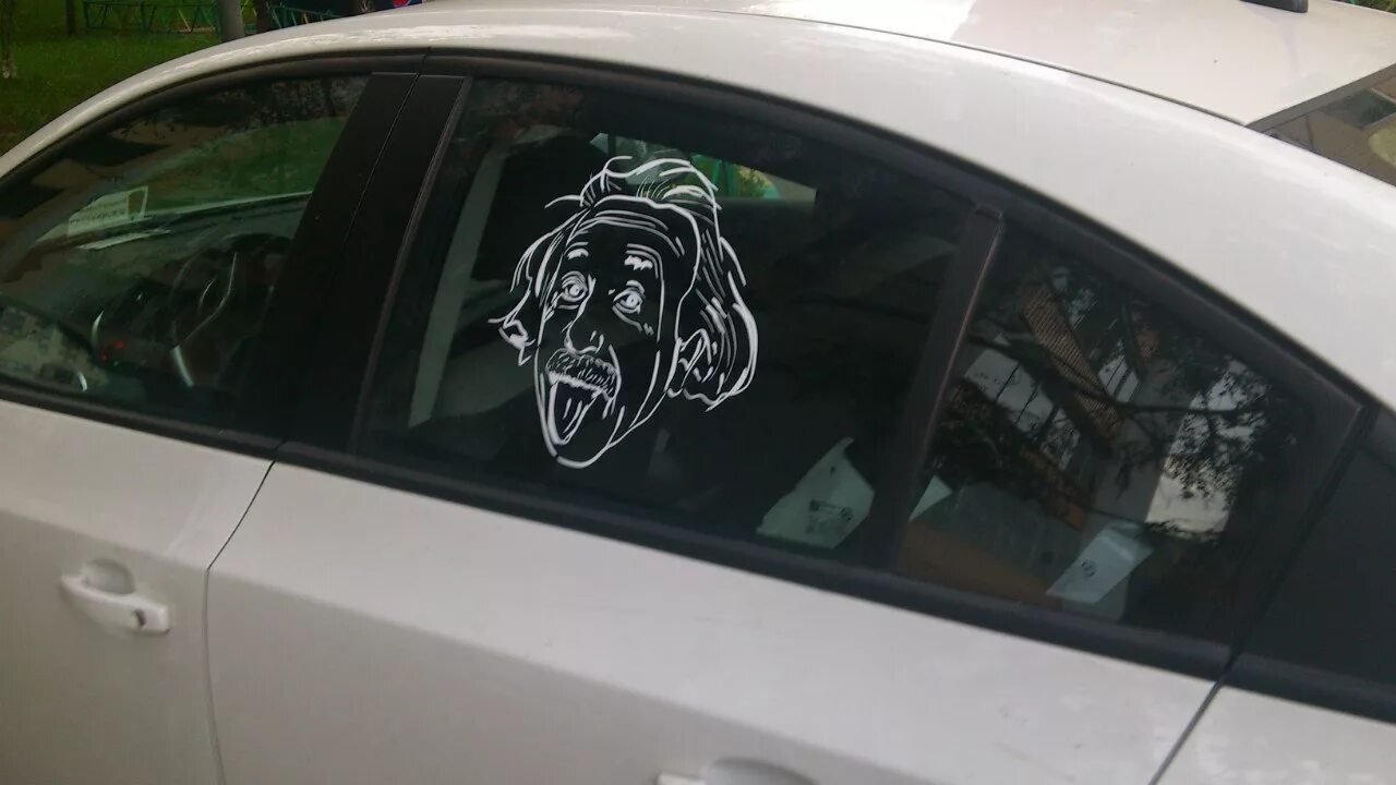 наклейки на заднее боковое стекло автомобиля. тонировка в беларуси разрешена. беларусь тонированный. тонировка в грузии разрешена ли. тонировка в беларуси.