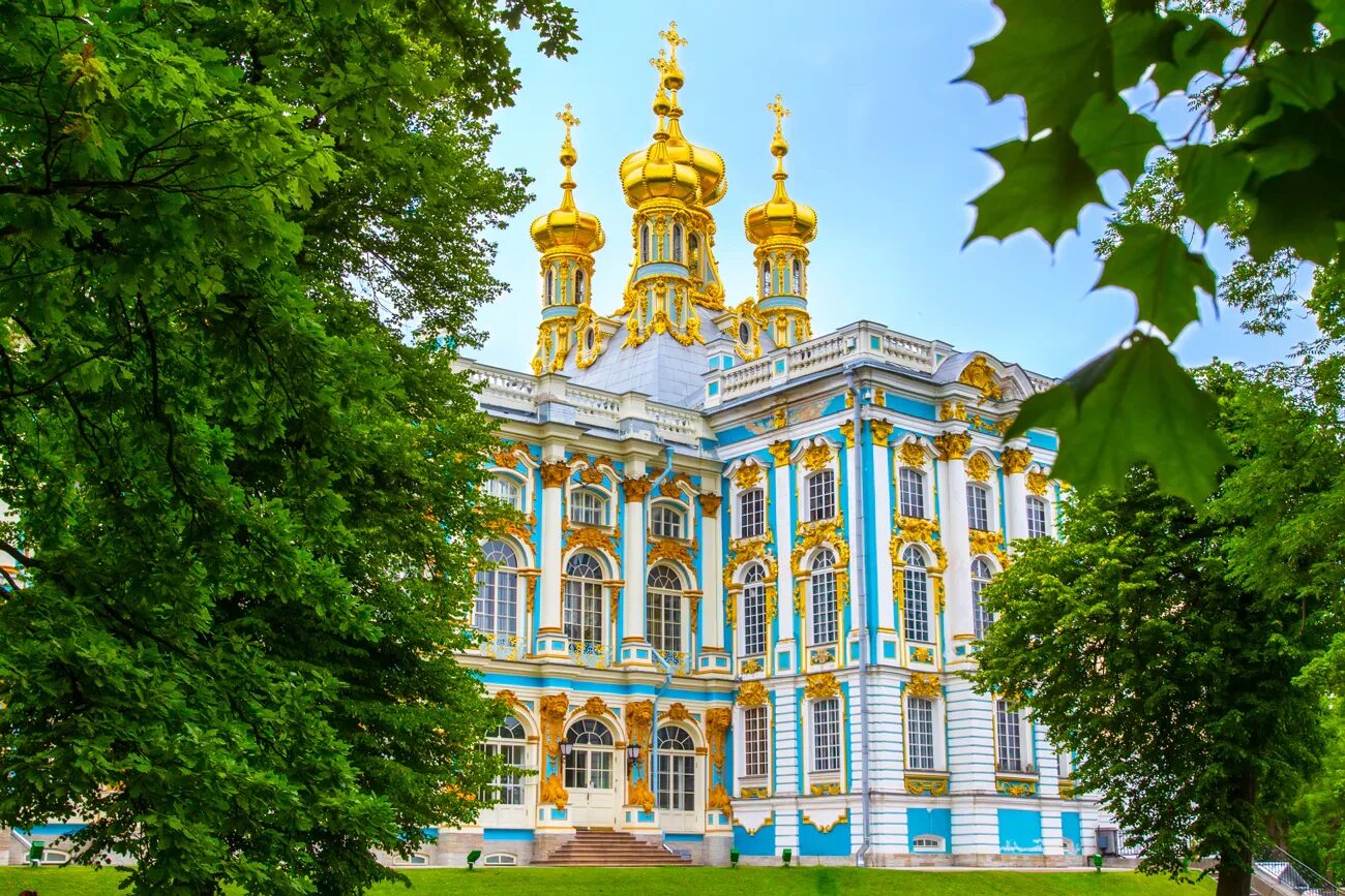 Экскурсия в пушкин из спб. Пушкин царское село екатерининский дворец. екатерининский дворец в царском селе. большой екатерининский дворец в царском селе (1756). город пушкин царское село екатерининский янтарная.