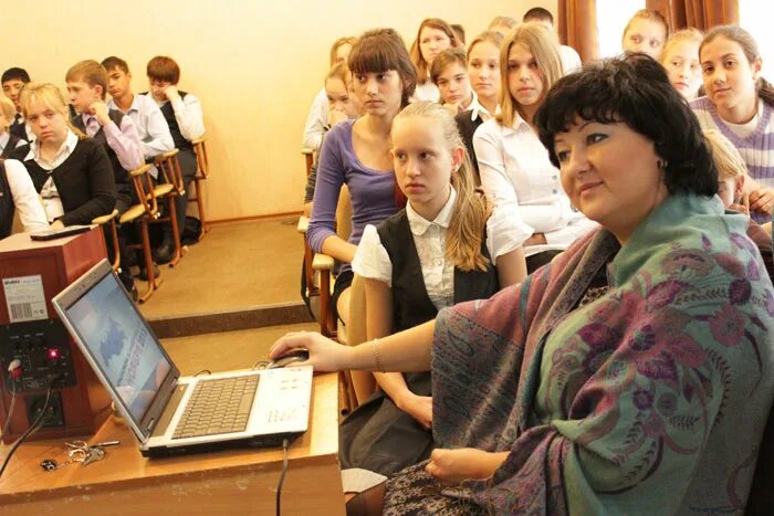 Школа 6 красноярск. Школа номер 6 красноярск. Лицей перспектива красноярск. Красноярская школа. Школа 6 красноярск.