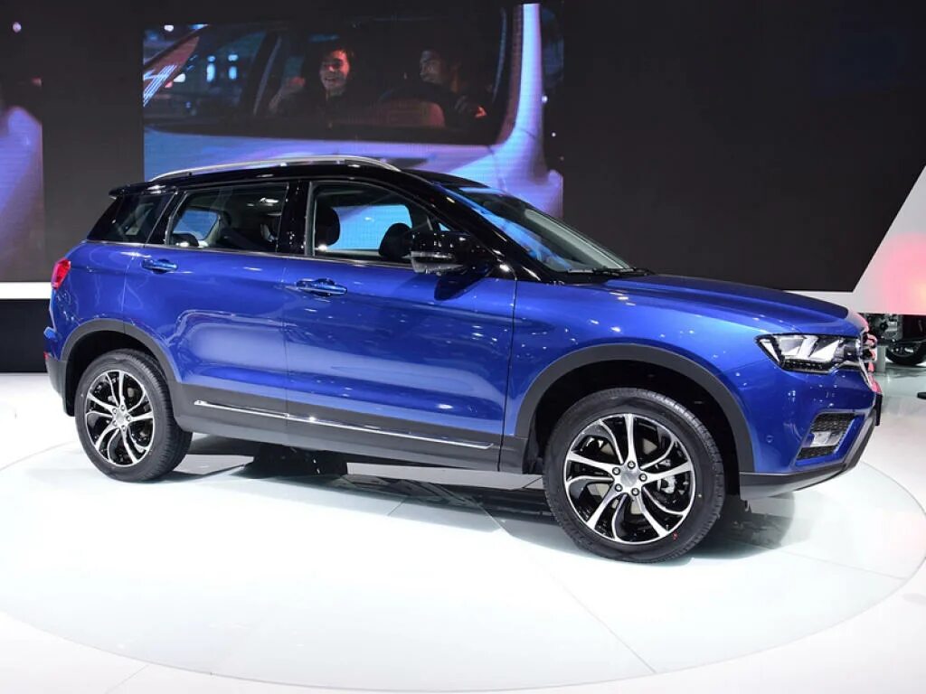 Хавал h6 coupe. Nissan rogue 2017. Honda cr-v v 2017. Haval h6 coupe кроссоверы. Infiniti qx30 2017.