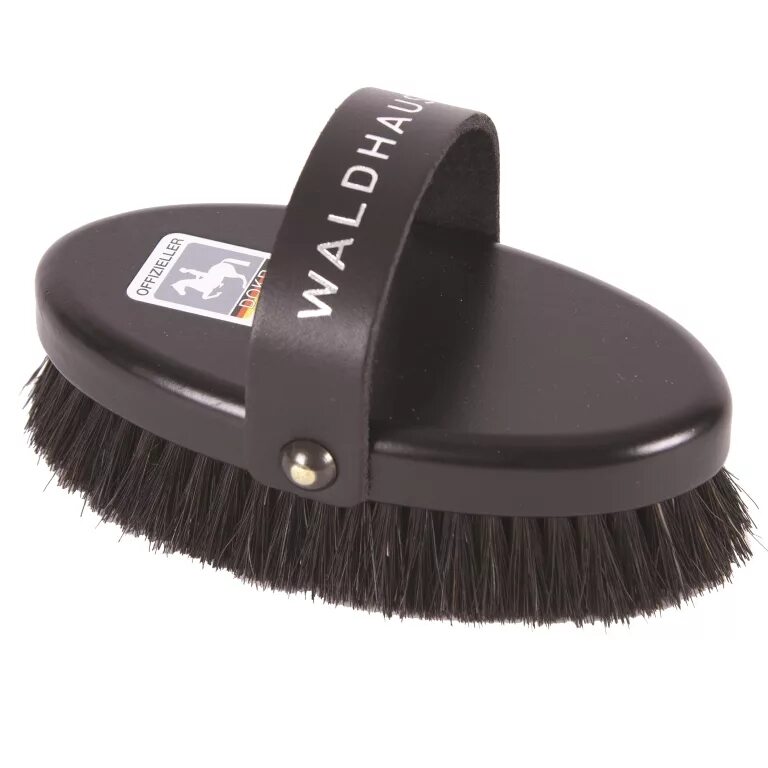 Щетки для чистки лошадей. Щетка для чистки. Набор щеток pfiff. Щетки для лошадей. Мягкая щетка для лошади.