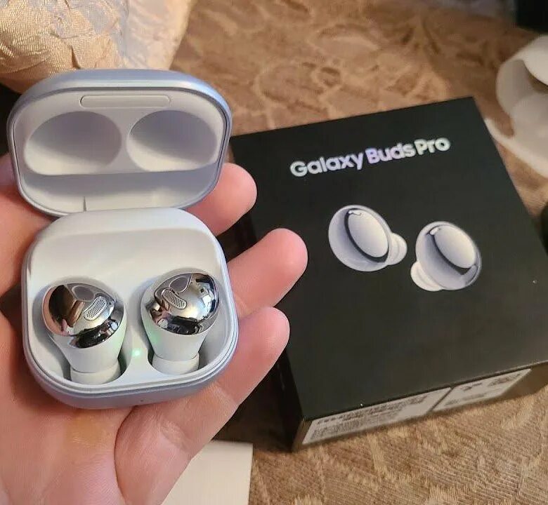 Купить галакси бадс про. Samsung Galaxy Buds Pro Silver. Беспроводные наушники Samsung Galaxy Buds Pro. Samsung Galaxy Buds 1. True Wireless Samsung Galaxy Buds Pro Black.