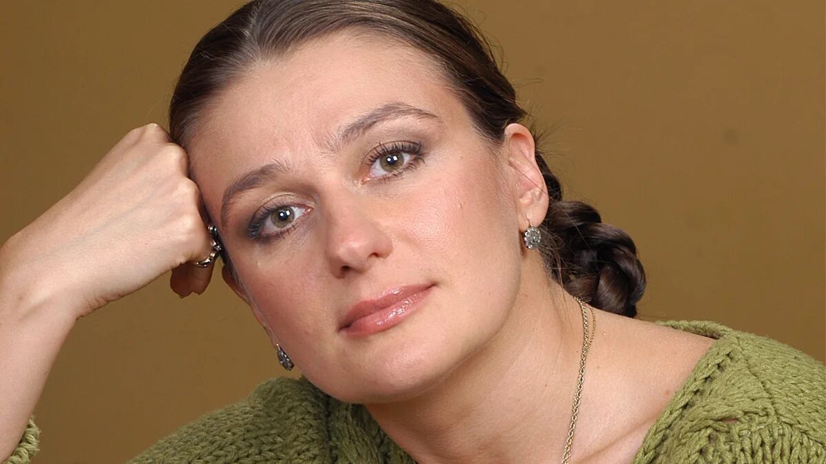 "Будет обезьянье лицо": Мельникова отказалась от косметологических операций - РИ