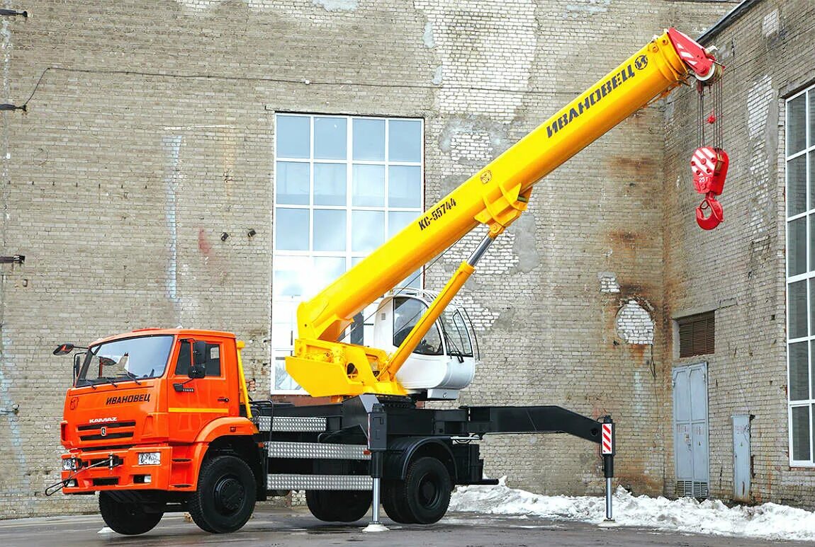 Автокран ивановец кс-35714к-3. Автокран кс-45717к-3. Кран автомобильный кс-45717к-3. Автокран кс-45717. Кран автомобильный кс-45717к-3.