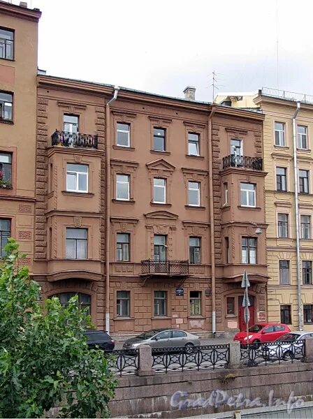 Большая морская 7 отель санкт-петербург. Адмиралтейская колпино дом 19. Адмиралтейская 25 колпино. Володарского 25 владивосток. Д.