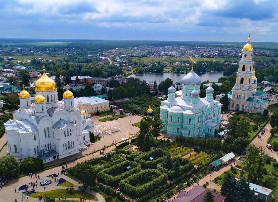 Дивеево монастырь экскурсии. Свято-троицкий серафимо-дивеевский женский монастырь. дивеево свято троицкий серафимо дивеевский монастырь. дивеевский монастырь нижний новгород. троицкий монастырь дивеево.