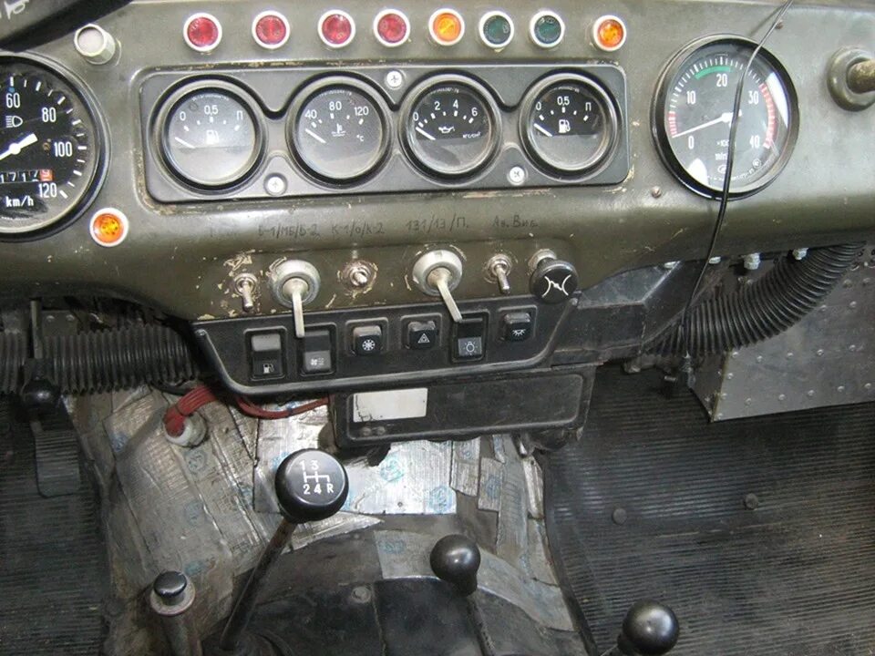 радиатор отопления уаз 469. моторчик печки уаз 469. отопитель уаз 469. как снять печку уаз 469. как снять печку уаз 469.