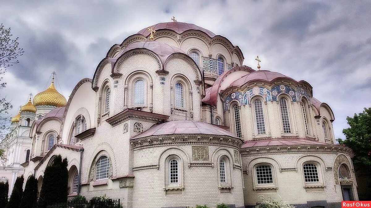 Казанский новодевичий монастырь. Воскресенский Новодевичий монастырь. Воскресенский Новодевичий монастырь СПБ. Казанский храм Новодевичий монастырь в Санкт-Петербурге. Казанская Церковь Воскресенского Новодевичьего монастыря.