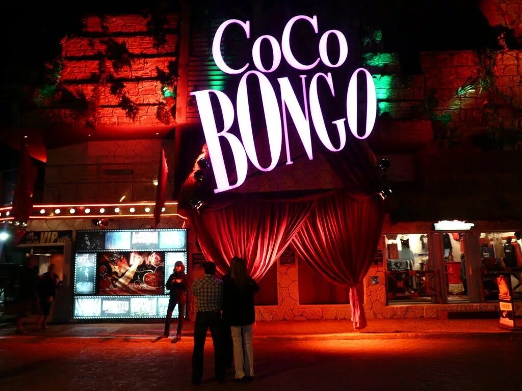 Coco club. Коко бонго мексика. coco bongo канкун. ночной клуб coco bongo. дискотека в доминикане coco bongo.