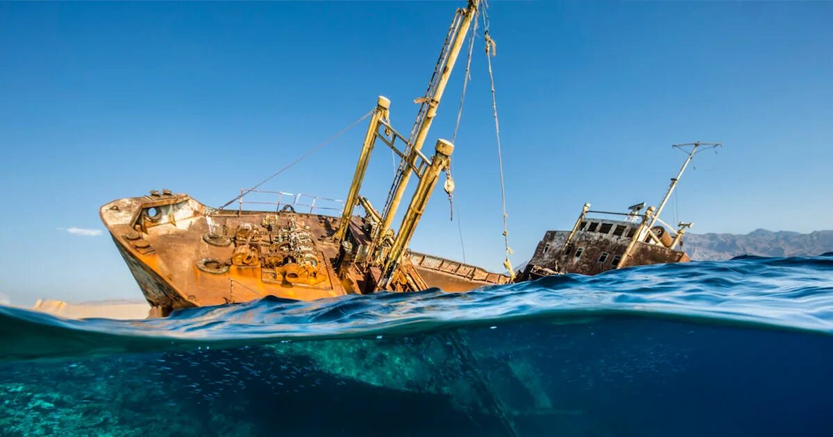 Титаник снимки 2020. Затонувшие корабли. Обломки корабля. Корабли под водой.