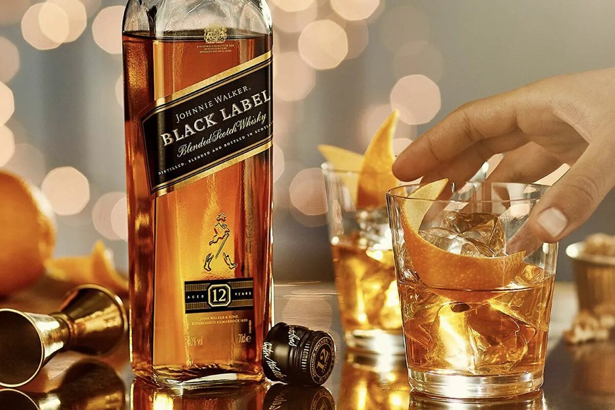 Как пить шотландский виски. Johnnie Walker - известный бренд виски. Шотландский виски. Шотландский скотч виски. Виски шотландский купажированный.