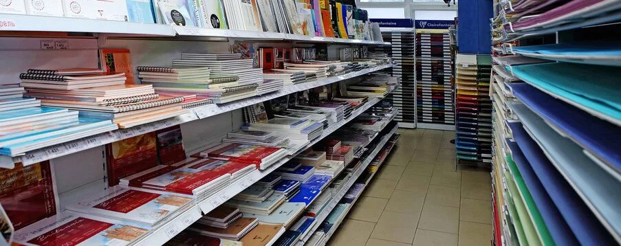 Магазин красный карандаш в москве. Карандаш томск канцтовары магазины. Магазин красный карандаш на таганке. Красный карандаш магазин спб. Красный карандаш петроградская.