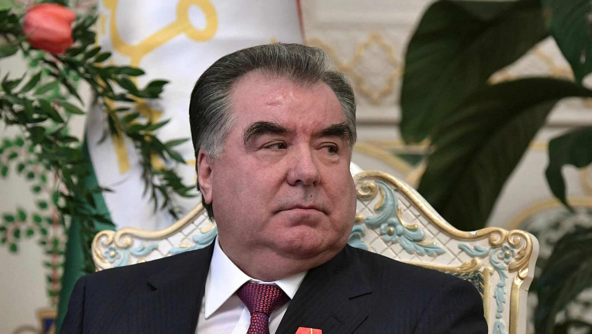 Рахмонов эмомали википедия. Эмомали рахмон. рахмон набиевич набиев. эмомали рахмон фото.