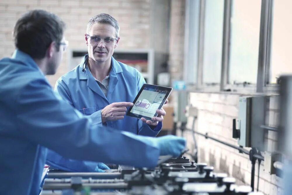 Expert technologies. Разработчик программного обеспечения. Инженер разработчик. Энди хопкинс программист. Системный аналитик в it.