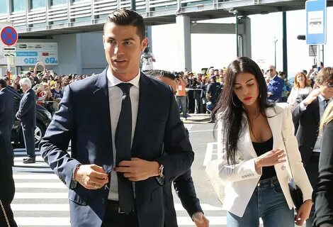 Ronaldo wife