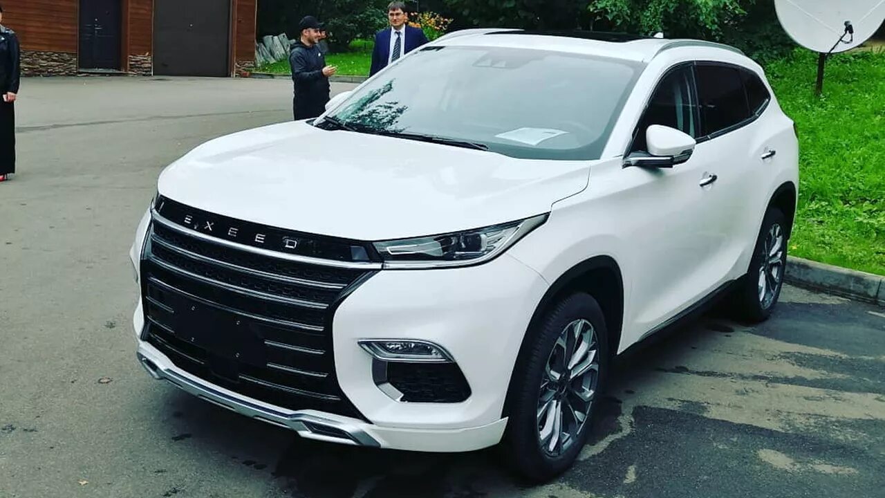 Exceed txl рестайлинг. Chery exceed 2025. cheryexeed txl 2025. chery exceed txl 2025. чери эксид txl 2025.
